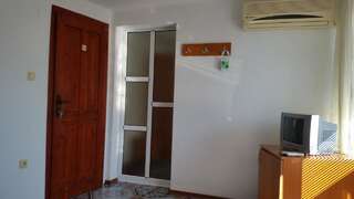 Гостевой дом Rooms Via Maris Созополь Люкс с 1 спальней-4